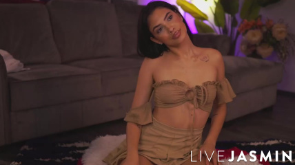 MelisaLaurent MelisaLaurent